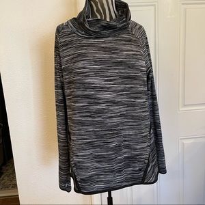 Champion Size L Women's Long Sleeve Cowl Neck Pullover Sweatshirt Black